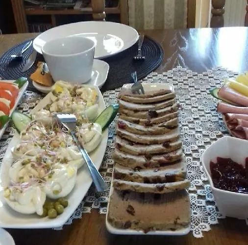 Marcela ベッド・アンド・ブレックファスト レバル